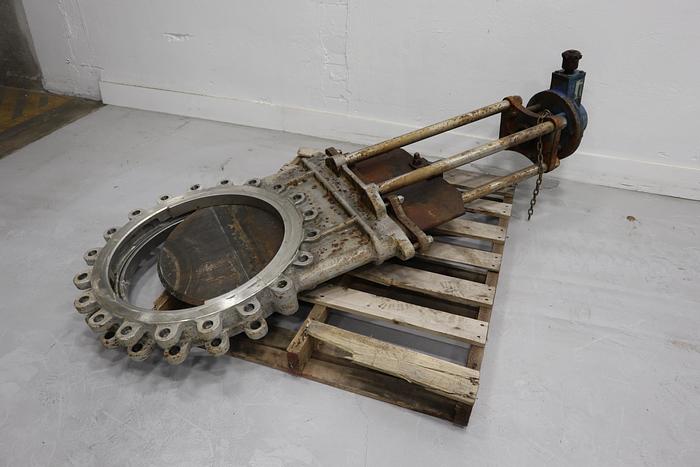 Used True Line 24" Hand Operated Knife Gate Valve #44040