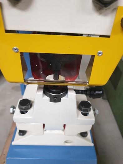 Gebraucht Lochstanze Mubea KL 350