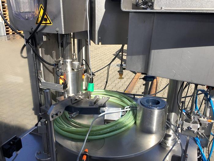 Gebraucht Kaltvakuumgläserverschließmaschine