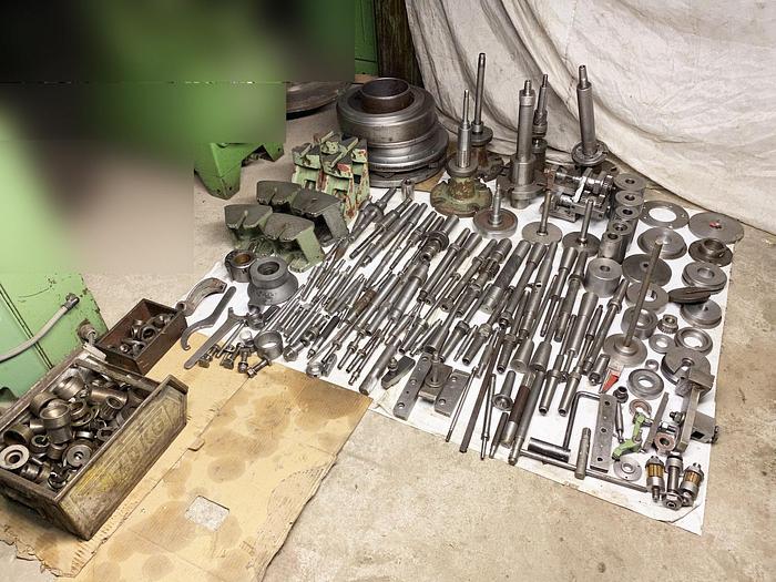 Used TOS FO-6 Gear Hobbing Machine