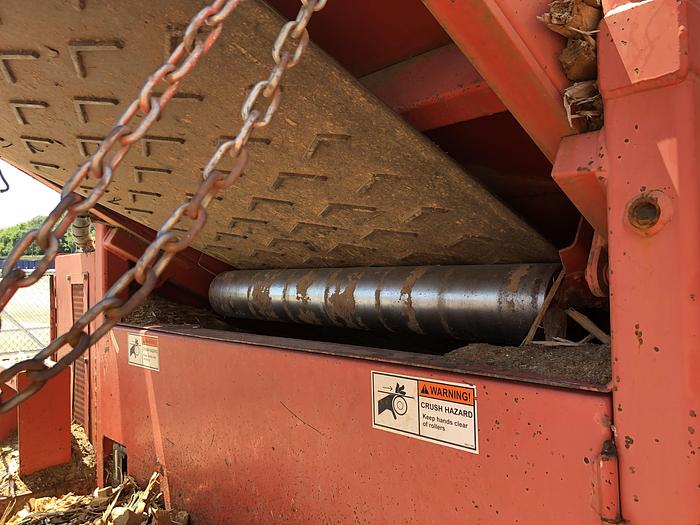 Used 2007 MORBARK 2600 - HORIZONTAL GRINDER