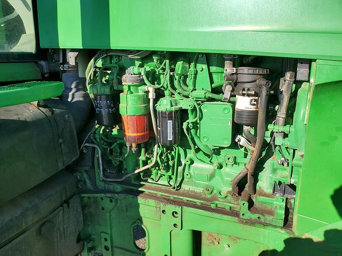 Used 2013 John Deere 7200R Tractor w/ IVT