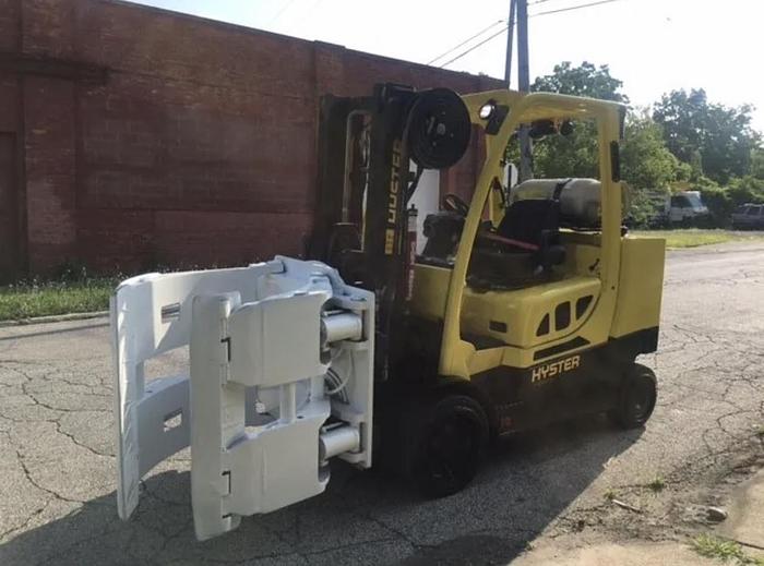 Used 12,000 POUND HYSTER MODEL S120FTPRS LOW MAST TWO STAGE MANUFACTURED 2018