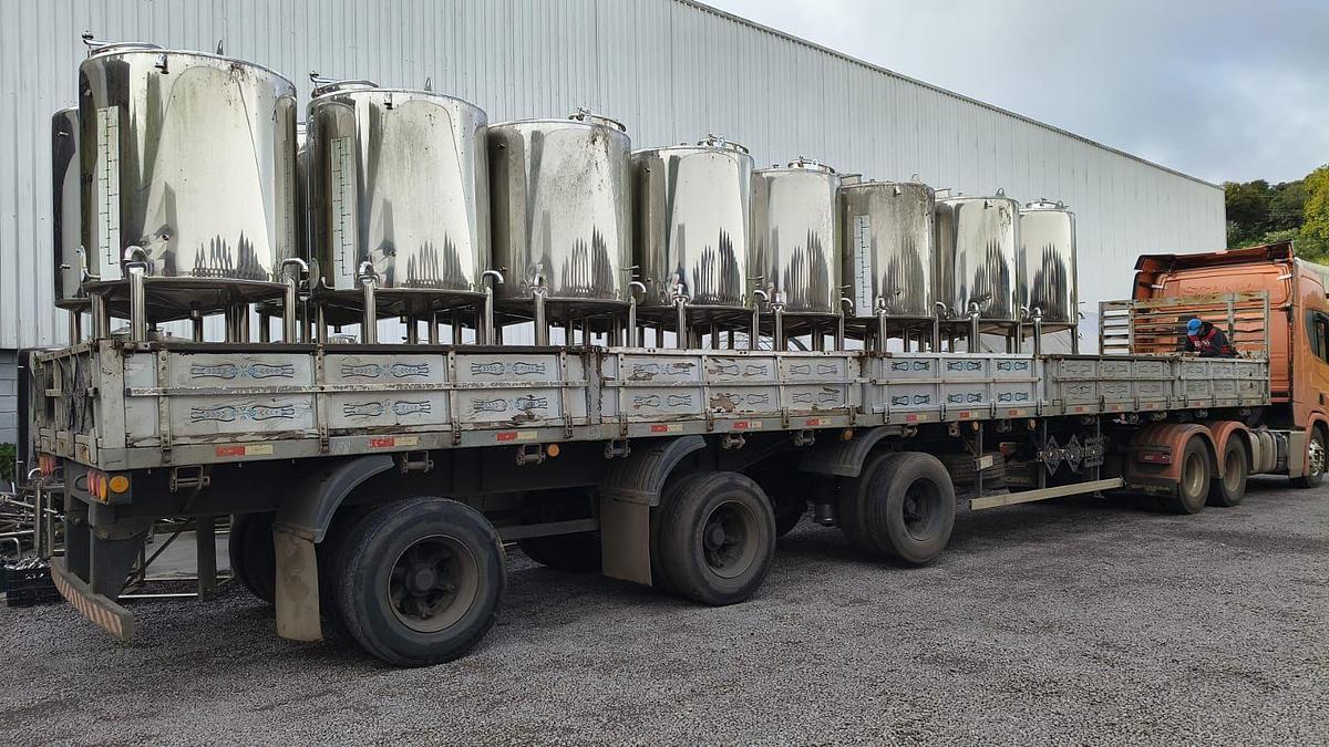 Usado Tanque em aço inox , reservatorio   1.000 Lts  - WFA Equipamentos