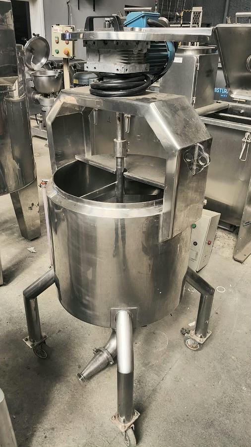 Usado Tanque Inox com Resistências e Misturador- WFA Equipamentos
