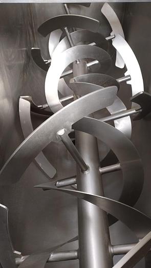 Usado Misturador Ribbon blender , 1800 Lts