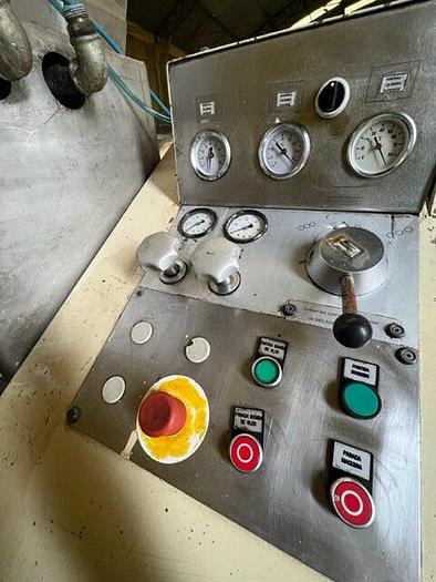 Used Moinho refinador de 03 rolos , BUHLER