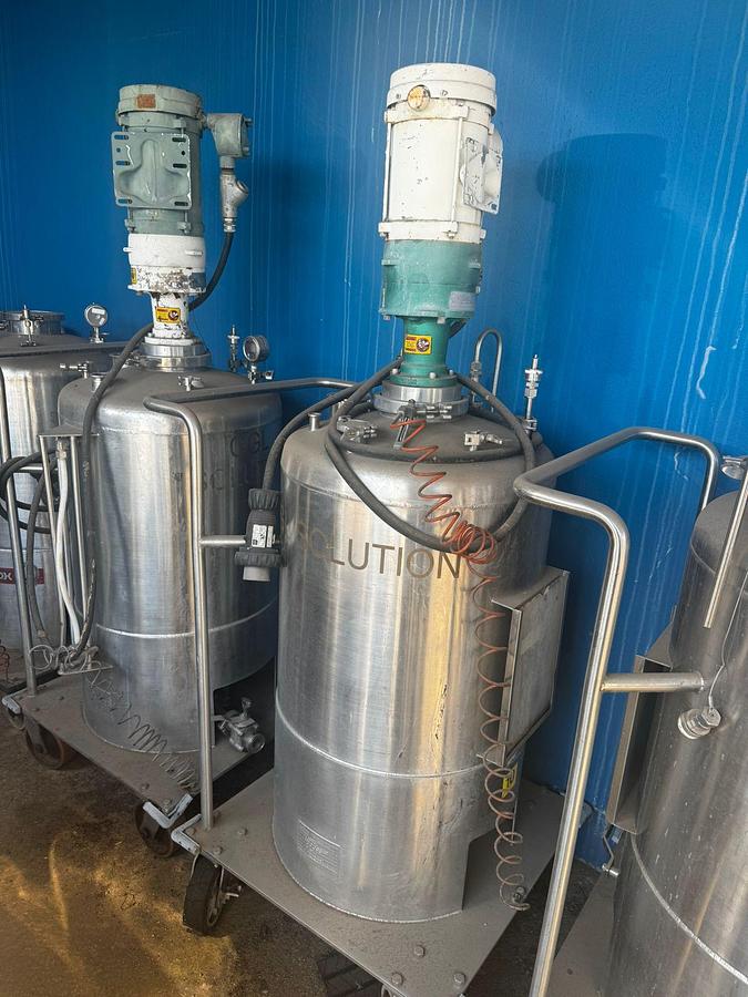 Usado Tanque misturador em aço inox   ,  cap 120 lts