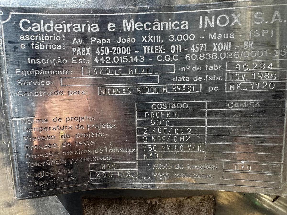 Usado Tanque de pressão  em aço inox, cap 250 Lts - WFA 