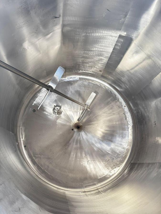 Usado Tanque misturador em aço inox , cap 20.000 Lts