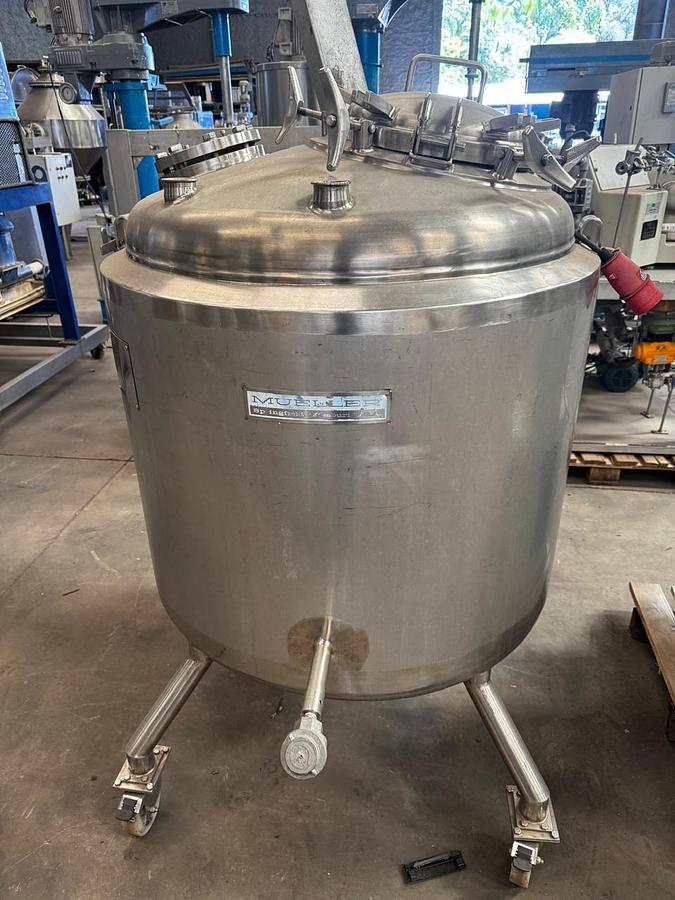 Usado Reator móvel, com agitação magnética , cap 500 Lts - WFA Equipamentos 