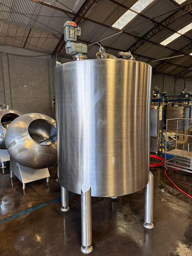 Usado Tanque  inox com misturador , 2500 lts - WFA Equipamentos 