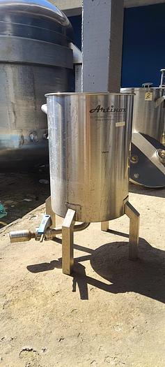 Used Tanque de armazenamento 30 lts