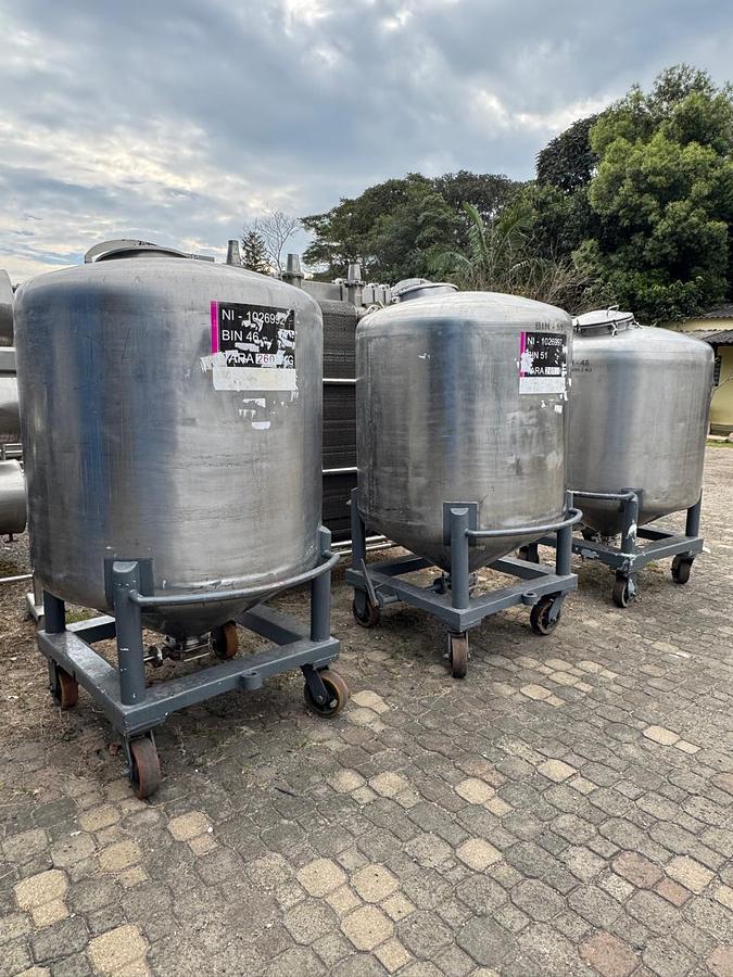 Usado Bin em aço inox , reservatorio  cap  1000 lts - WFA Equipamentos 