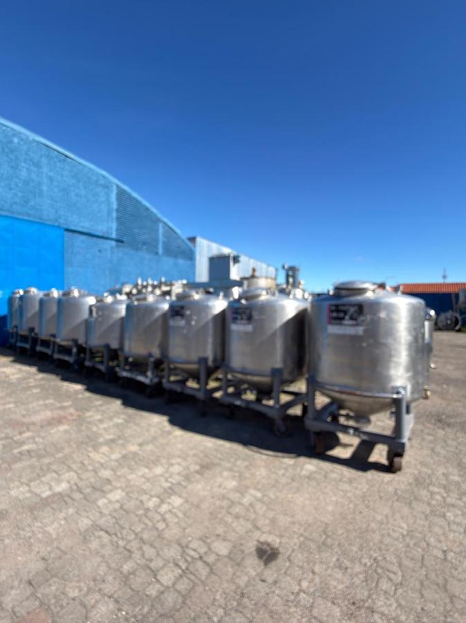 Usado Tanque Bin em aço inox ,  cap  1000 lts - WFA Equipamentos