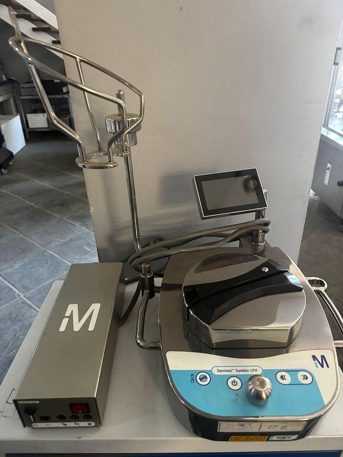 Usado Bomba persitáltica Steristest Symbio LFH 