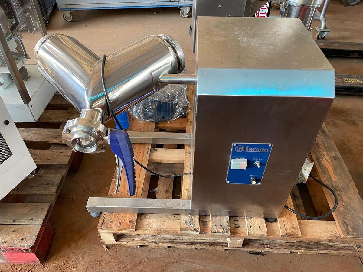 Usado Misturador em V , piloto - Lemaq