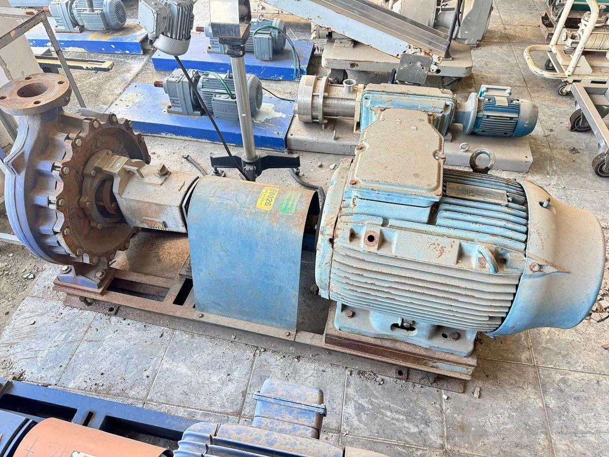 Usado Bomba centrifuga KSB , 60 CV 