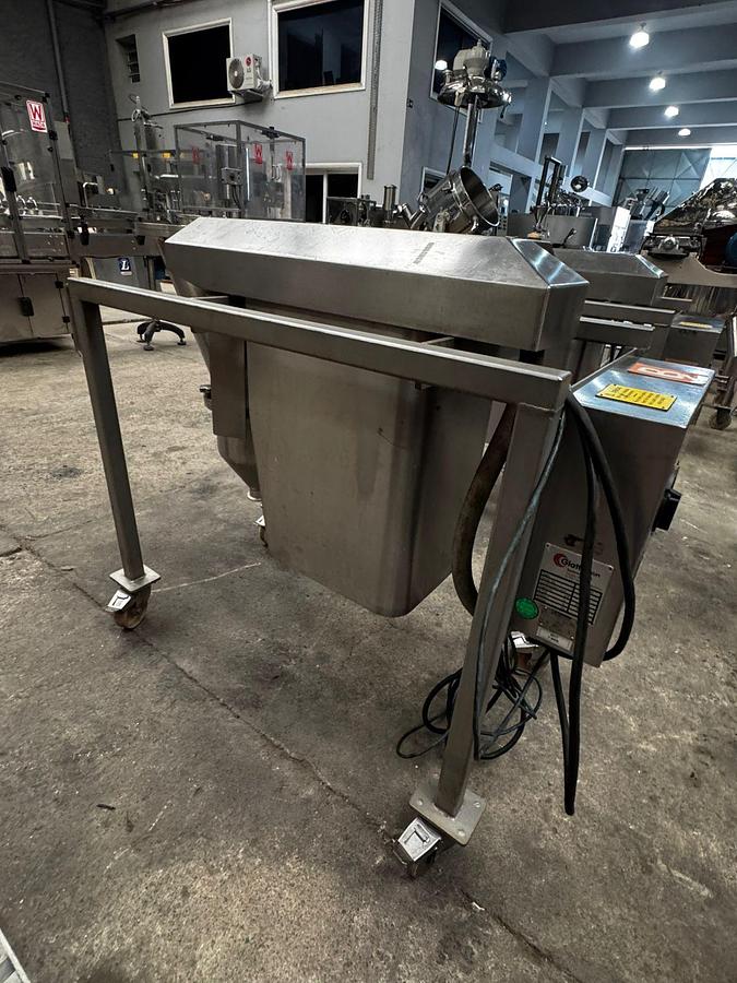 Usado Moinho granulador conico Glatt , GS 180 - WFA Equipamentos