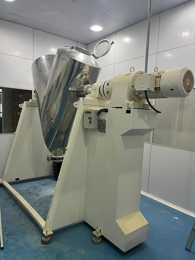 Usado Misturador em V , cap 1000 Lts - WFA Equipamentos 