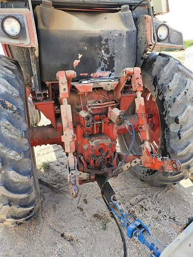 Used International 986 Tractor
