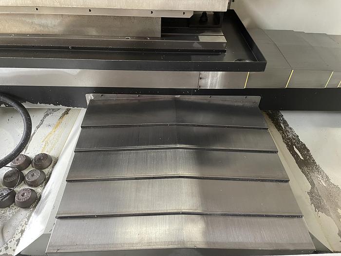 Used 1997 Haas VF4 Machining Center with Midaco Pallet Shuttle