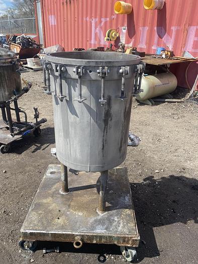 Used Used 304 stainless steel horizontal plate filter.
