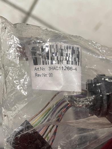 NEW-ABB ART NO. 3HAC11266-4  PU2 CABLE 30 METERS TEACH PENDANT CABLE