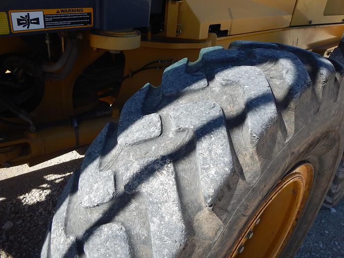 Used 2011 John Deere 672G 6wd Motor Grader