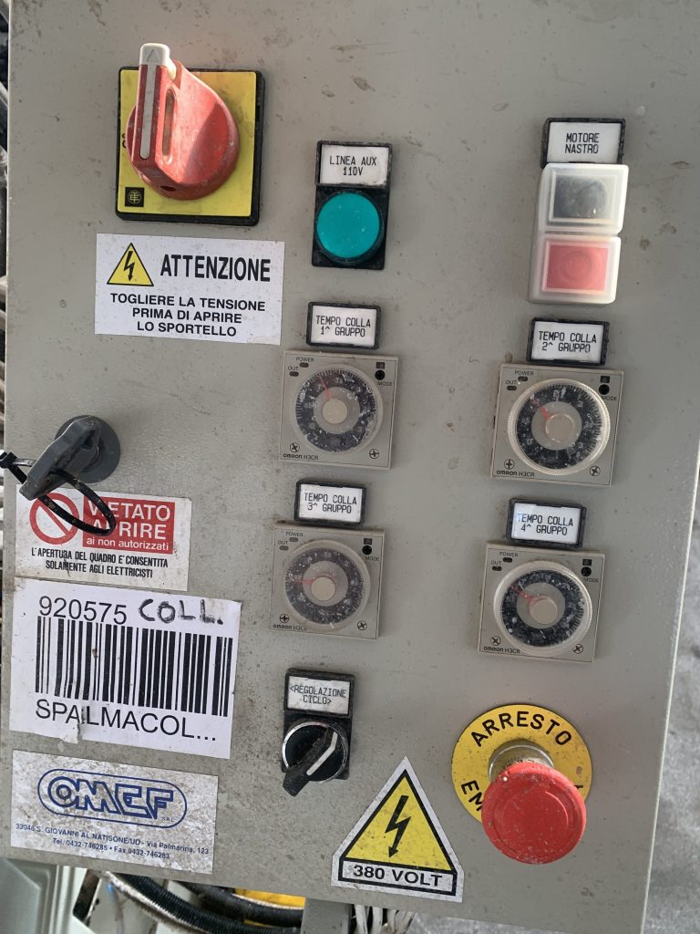 Used 2001 Spruzzatrice di colla per mortase stecche di lettini per bambini o simili