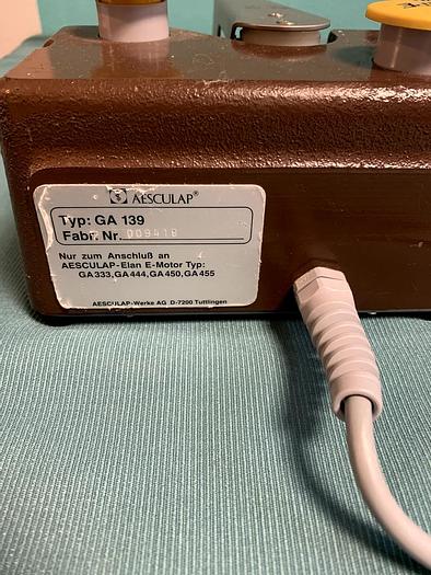 Gebraucht AESCULAP ELAN-E Chirurgiemotor GA 455 mit Fußschalter GA 139 und Biegewelle GA 176