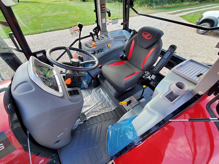 125 hp Mahindra 9125S Tractor w/ Loader ** 4 hrs - Never Used **