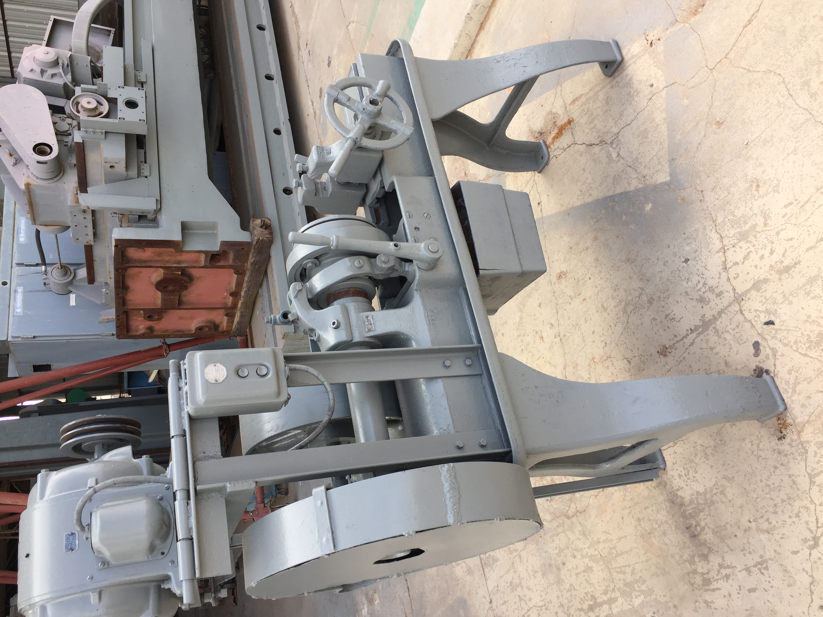 Used 2 1/2" Wells Bros Bolt Threader