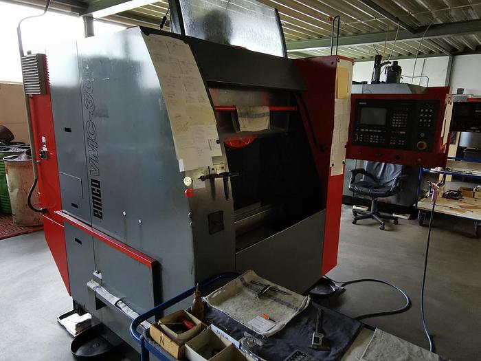 Gebraucht CNC Bearbeitungszentrum EMCO VMC 300