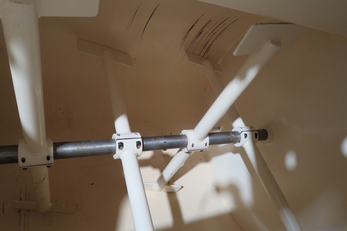 Used ARMAND DEPREST 1000kg MIXING TANK