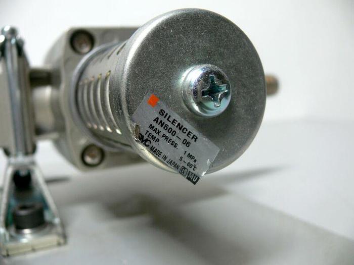 Used SMC Pressure Filter System VHS50-06 AF50-06 AR50K-06 AM550C-06 AV5000-06-5DZ