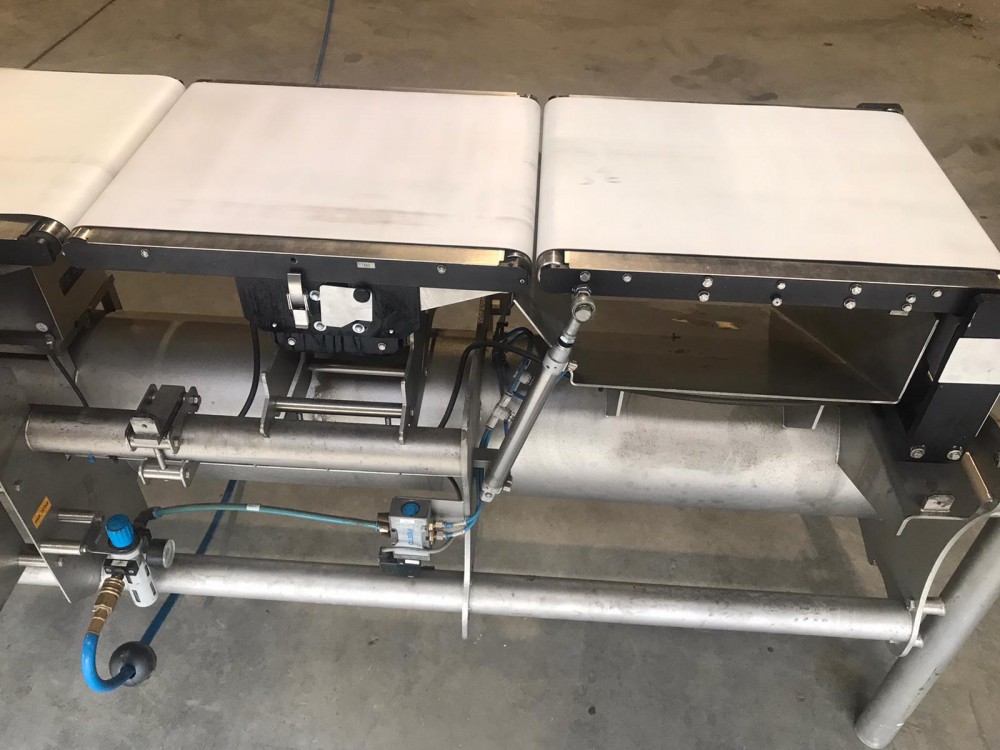 Used Garvens checkweigher with reject