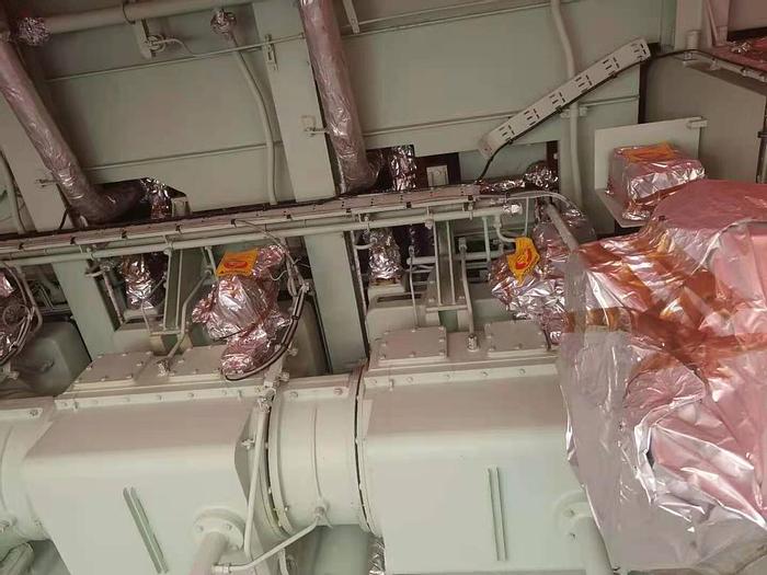 Hyundai-MAN B&W 6L70MC unused marine engines x 2 units built year 2007