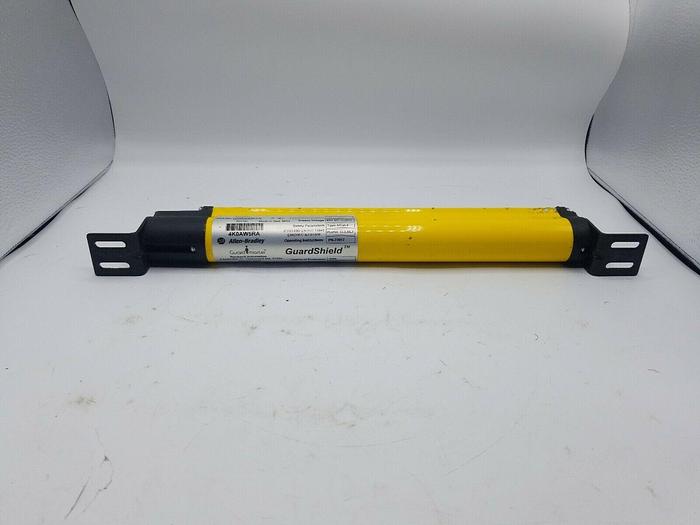 Used Allen Bradley Guardshield G4K0320YD