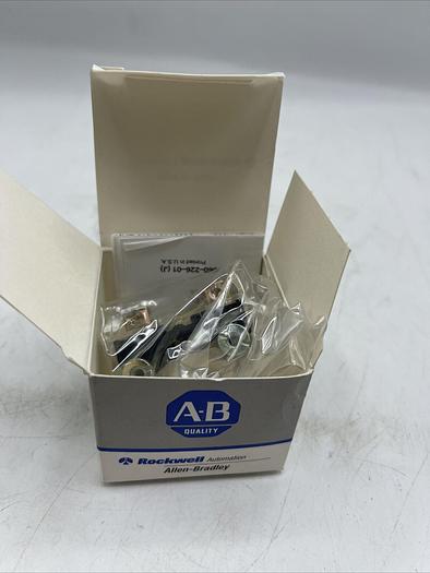 Allen Bradley 800T-XD5 Ser D