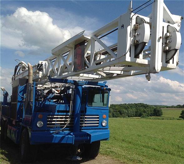 Used 1981 Ingersoll-Rand T4 LT Long Tower Drill Rig