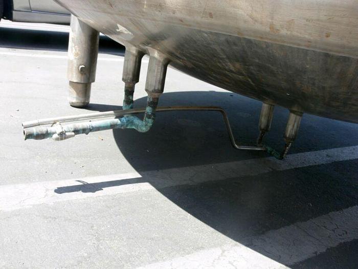 Used Paul Mueller 4000 Liter SS Jacketed Reactor w/ Agitator 25 PSI FV &138 PSI