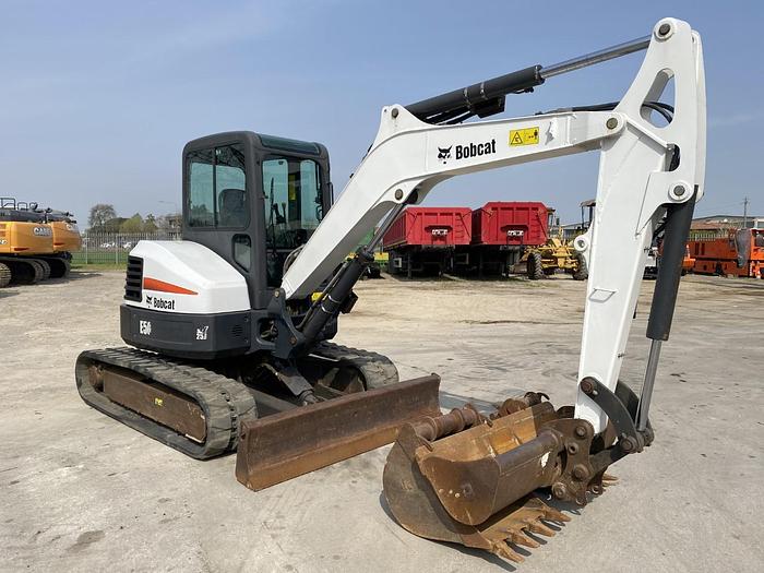 2012 BOBCAT E50