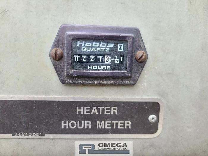 Used Simon 2110 Aircraft Deicer (2,100 gallon tank cap) on Ford F800 Chassis