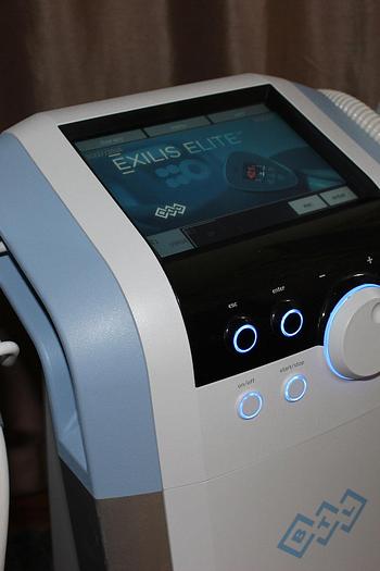 Used 2013 BTL Exilis Elite Body Contouring,Cellulite Reduction~ 23 hours~ Warranty