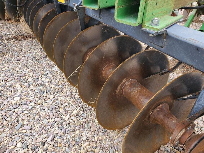Used 24' John Deere 650 Tandem Disk