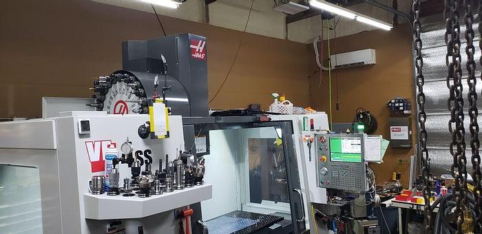 Used 2015 HAAS VF-4SS CNC Vertical Machining Center *** Low Hours ***