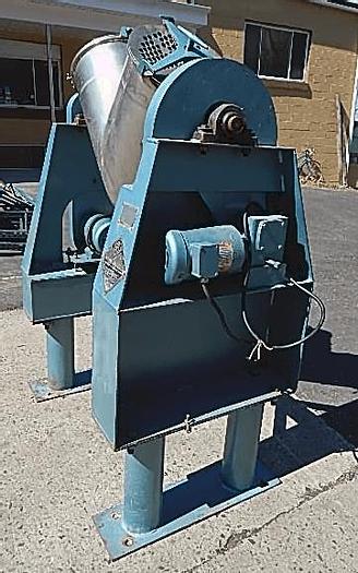 Used 2 CU. FT. PATTERSON KELLEY TWIN SHELL BLENDER – S/S – PROVISION FOR BAR