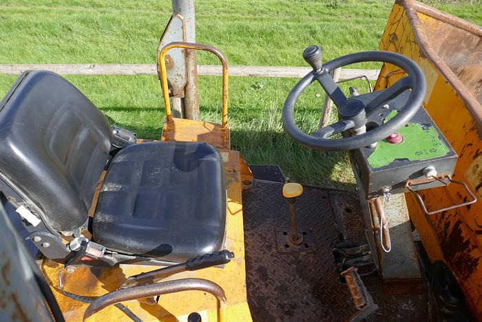 Used 2006 BENFORD 9 TONNE