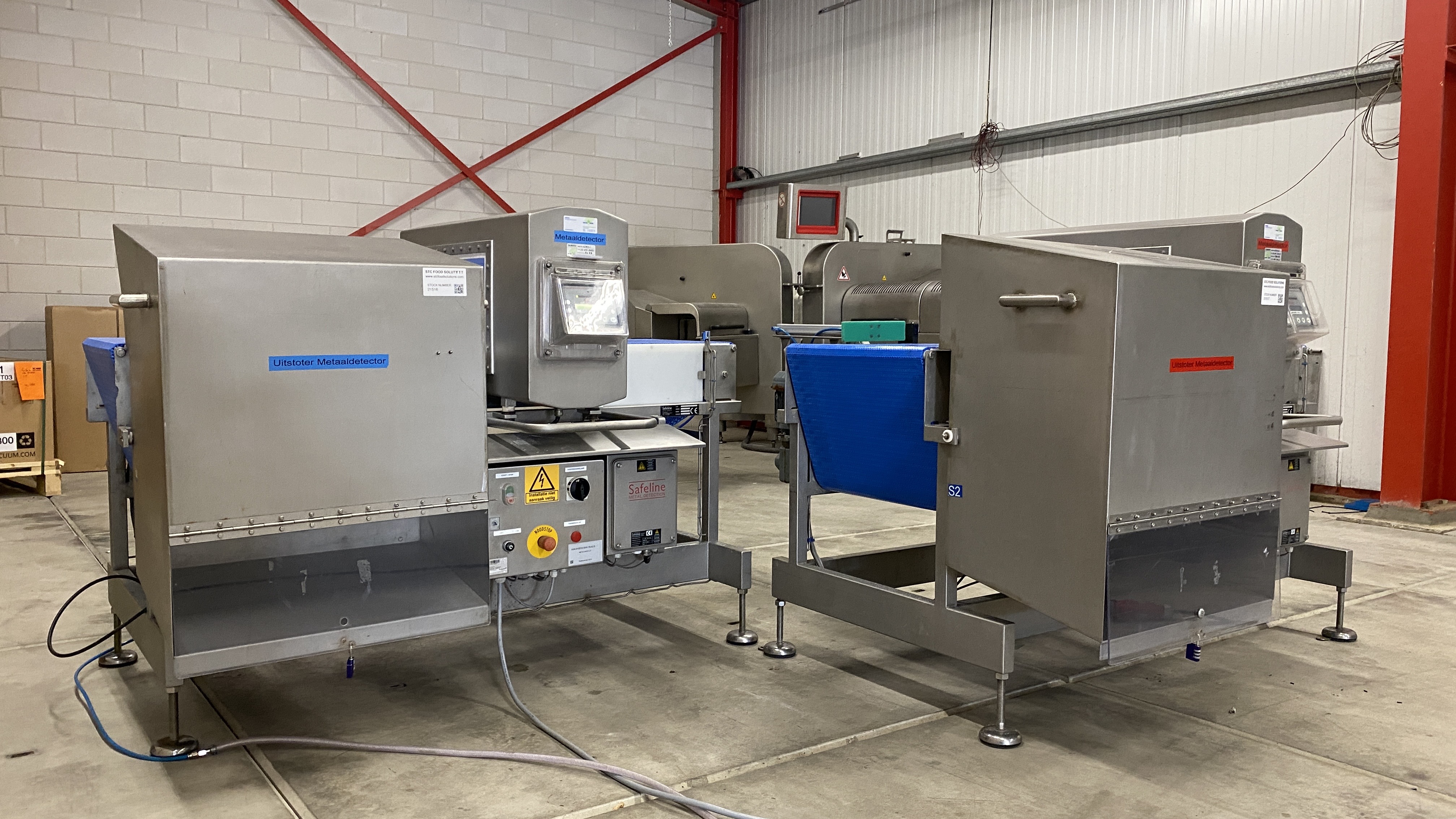 Used Safeline metaldetector for bulk